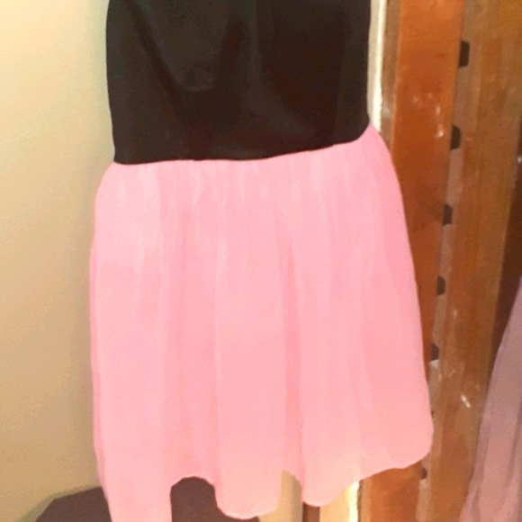 Sold Large Pink and black zipper razorback dress - Picture 4 of 9
